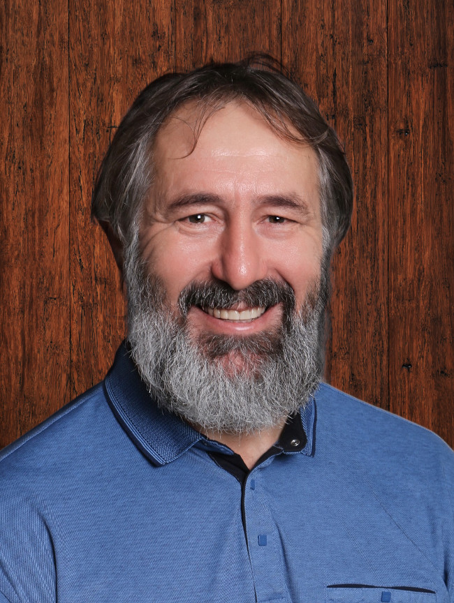 Alexander Braun - deutschlandweit tätig als zertifizierter Gutachter für den Blockhausbau